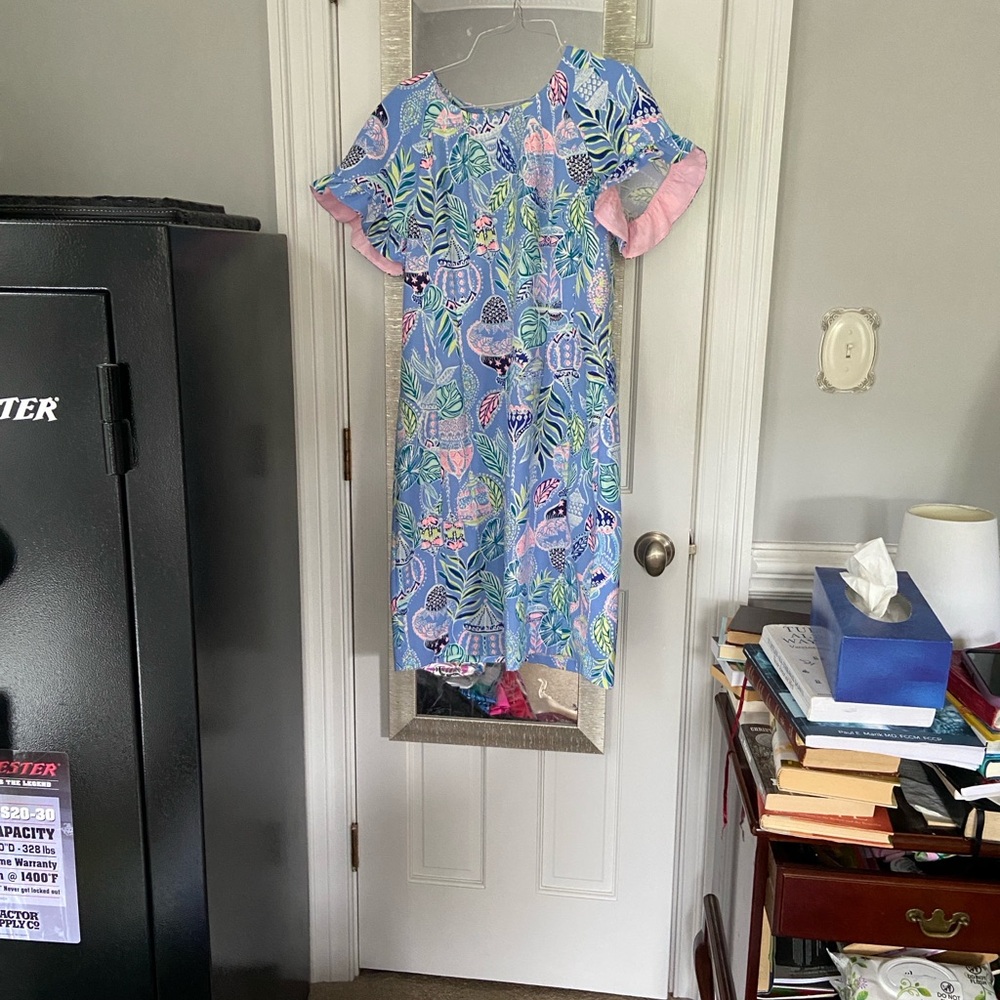 Lilly Pulitzer Light Blue Tropical Leaf & Floral Shift Dress. Size 10 - Picture 5 of 6